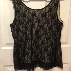 Lace sleeveless top